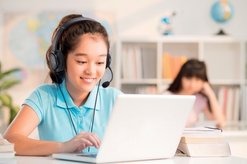 Casti Kensington EQ On-Ear, reglabile, microfon cu anulare sunet inclus, cu fir de 200 cm, conexiune cablu USB-C, negru